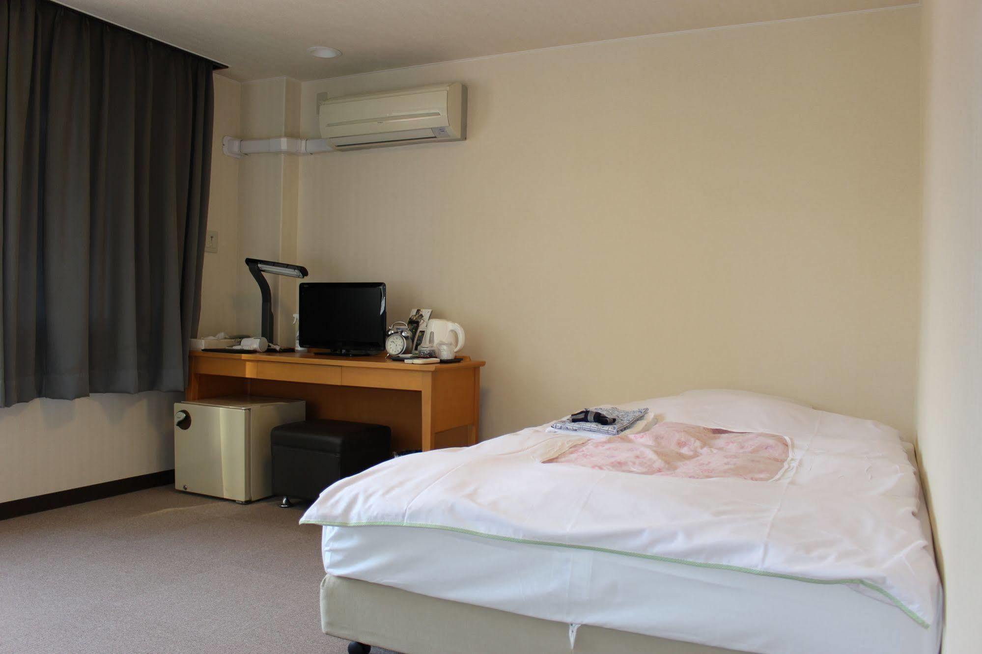 Hotel Higashihiroshima Hills Saijo Экстерьер фото