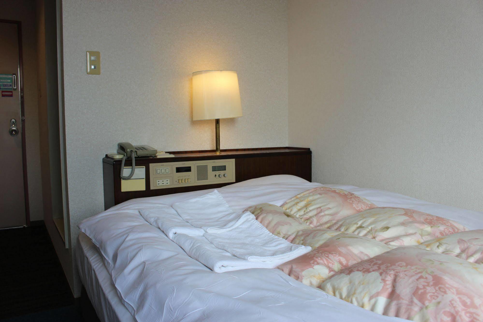 Hotel Higashihiroshima Hills Saijo Экстерьер фото
