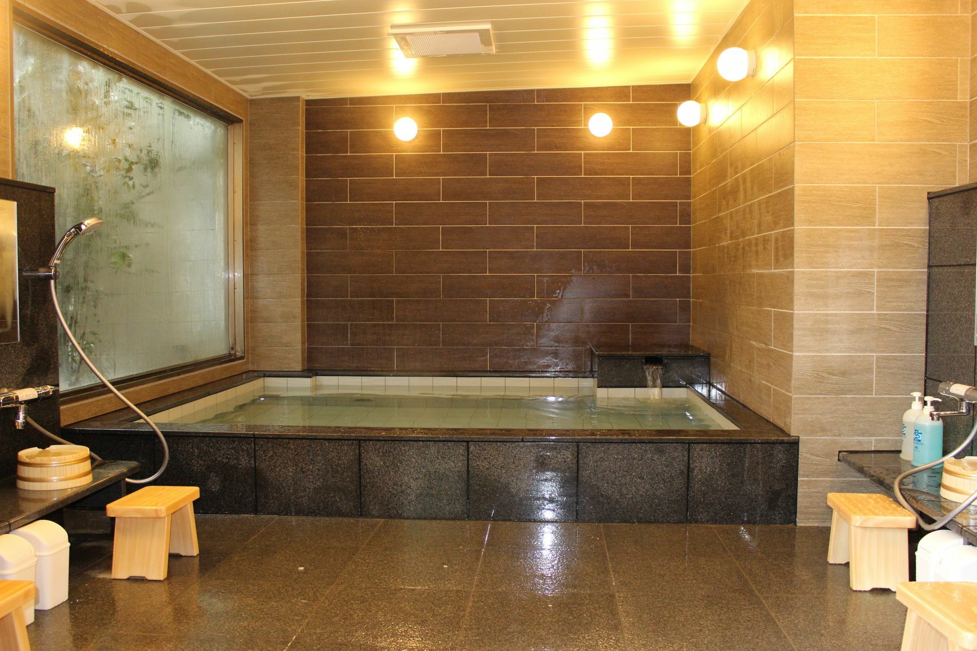 Hotel Higashihiroshima Hills Saijo Экстерьер фото